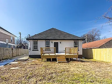 4 bed, 1650 sqft, $2,100 — Photo 3