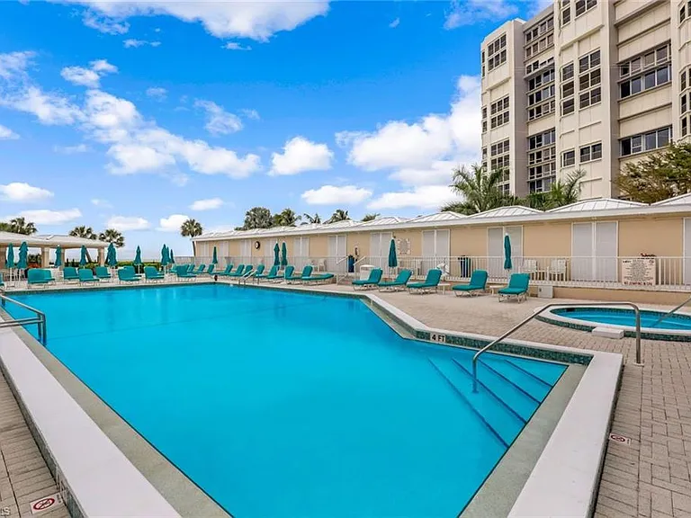 4041 Gulf Shore Blvd N #204 — Photo 31