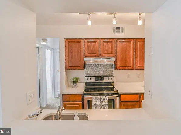5790 Rexford Ct Unit A, Springfield, VA 22152