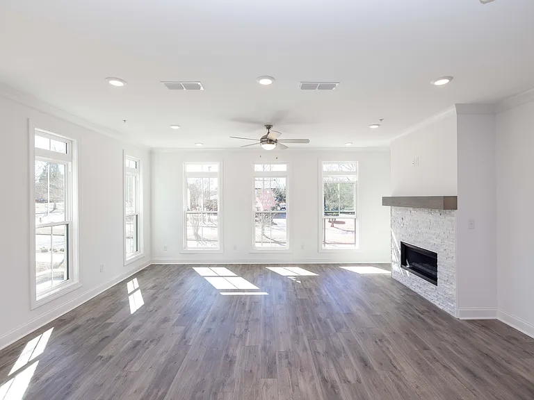 362 Olmstead Way — Photo 13