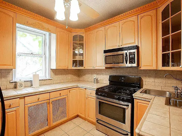 2433 Lyndale Ave S #202 — Photo 5