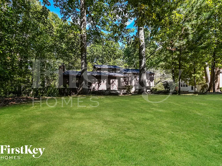 6829 Ivy Log Dr — Photo 5