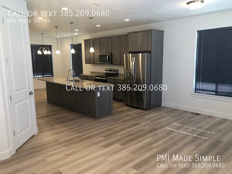 1634 N Westview Ln — Photo 6