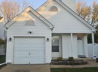 1107 Liberty Gardens Ct, Florissant, MO 63031