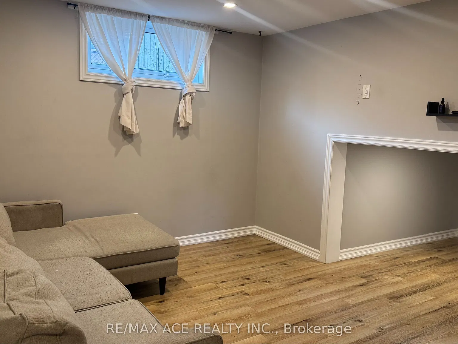 1 bed, $1,300 — Photo 4