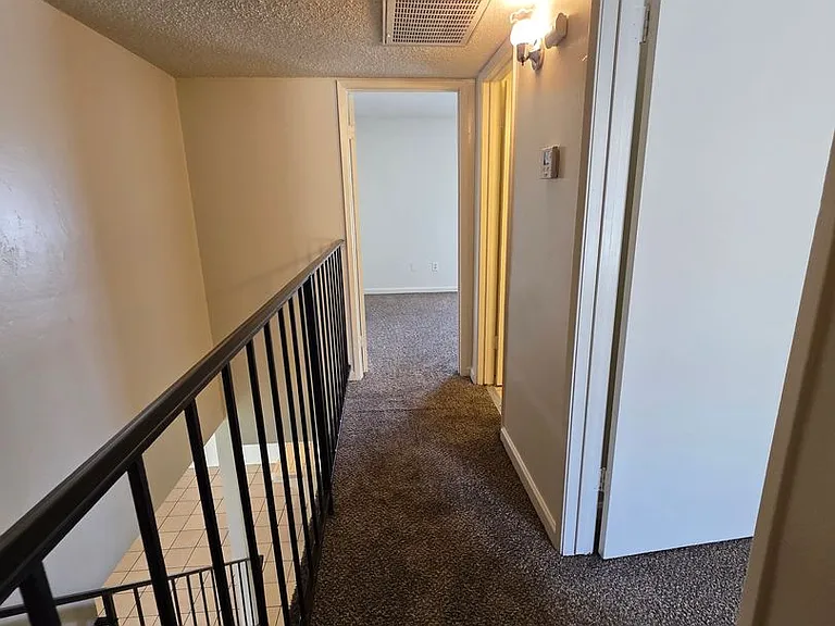 1046p -170- 4300 Isla Verde St. -RB/JP — Photo 10