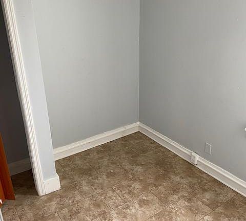 5th image of 12 Grace St