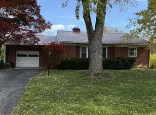 43 Central Blvd, Camp Hill, PA 17011