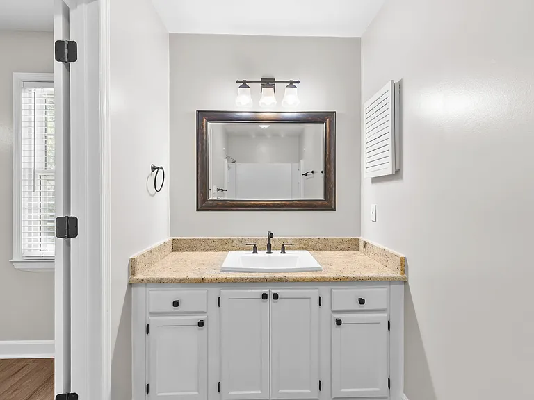 5912 Welford Pl — Photo 12