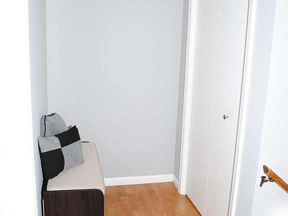 3rd image of 3422 Stonehollow Ln SW