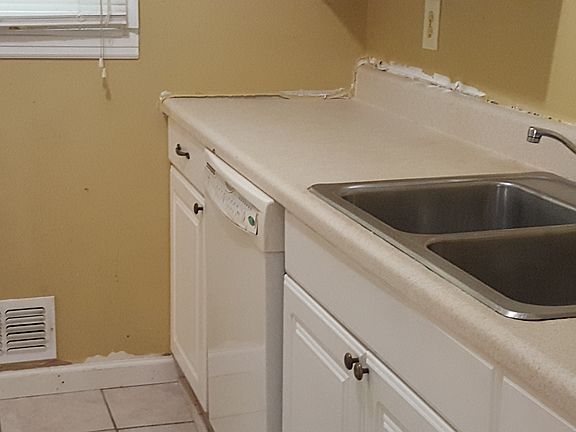 3rd image of 3510 Ponderosa Ln