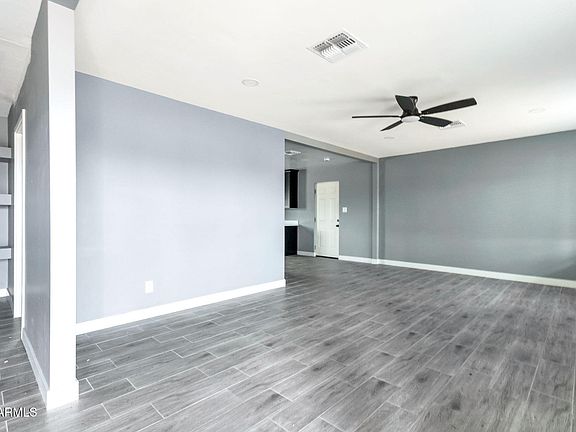 5th image of 219 W PASEO Way
