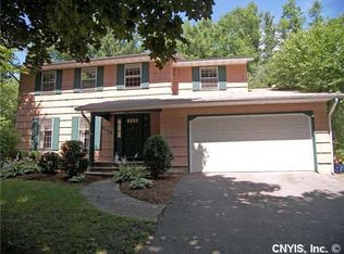 4054 Pawnee Dr, Liverpool, NY 13090