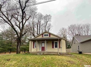 1192 S Avenue A, Canton, IL 61520