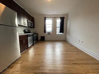 Rented by Hillel Realty Group