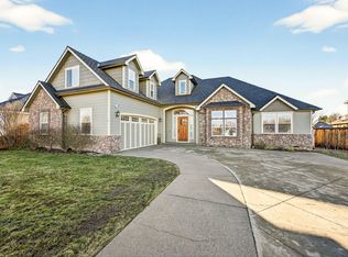 1617 Tennessee Ln, Central Pt, OR 97502