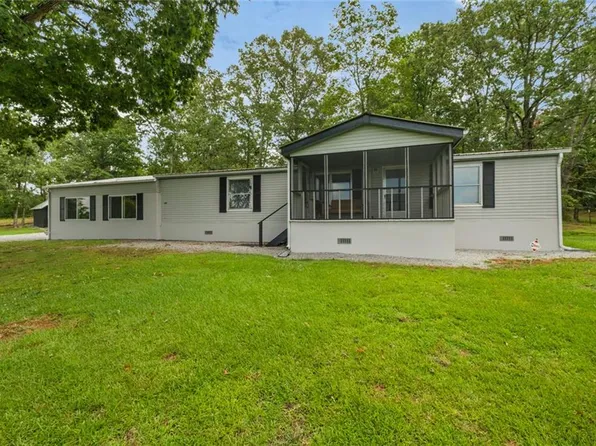 182 Rudeseal Rd, Mount Airy, GA 30563