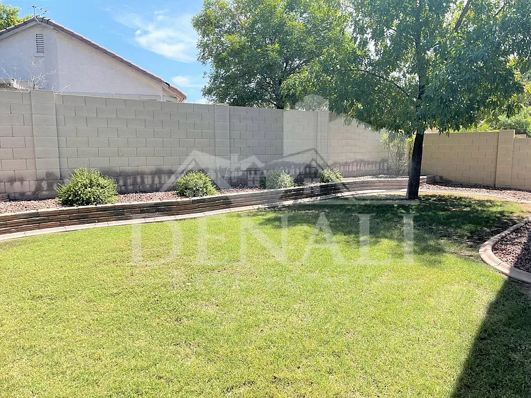 22323 N 103rd Dr — Photo 22