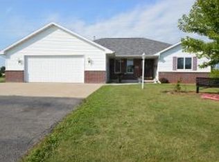 W6006 Greystone Ln, APPLETON, WI 54915