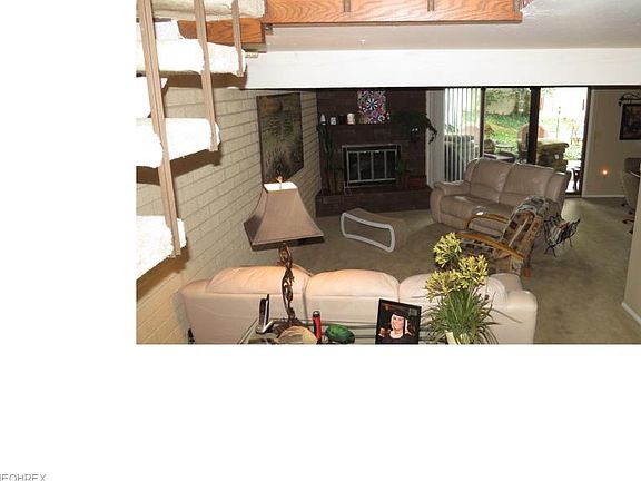 3rd image of 4707 Greenbriar Dr