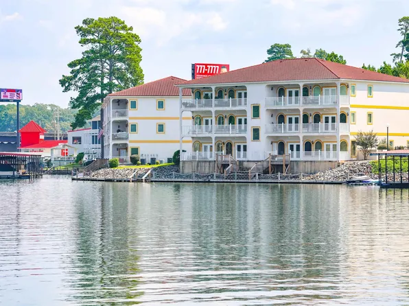 1380 Airport Rd APT E1, Hot Springs National Park, AR 71913