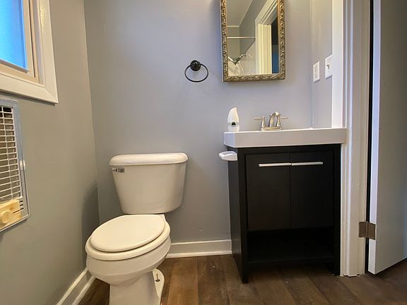 5th image of 418 & 424 8th St #1