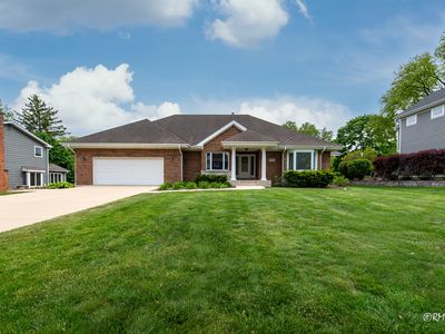 26W365 Blackhawk Dr, Wheaton, IL, 60189