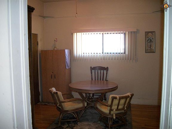 3rd image of 504 W Hill Ave