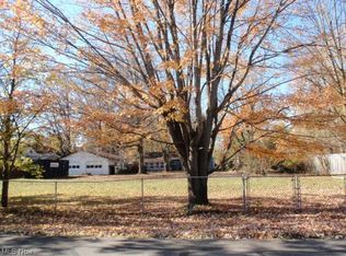Cornell Ave, North Ridgeville, OH 44039