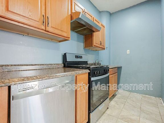 4th image of 14-18 Chester Ave APT 14F