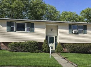 12 North St, Montrose, NY 10548