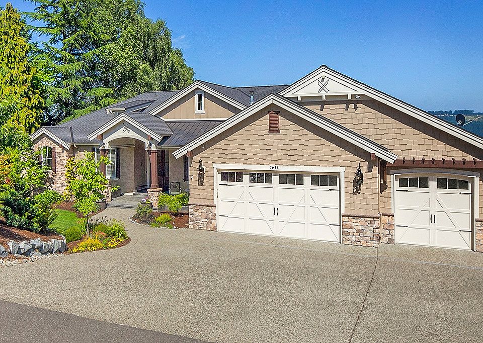 1st image of 4617 127th Ave E
