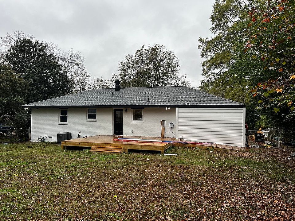 2nd image of 430 Belmont Dr