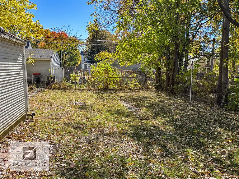 812 W Virginia Ave — Photo 32