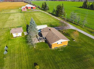 2276 Binbrook Rd, Hamilton, ON L0R 1C0