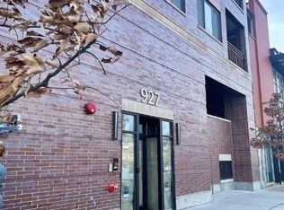 929 W Irving Park Rd #1724, Chicago, IL 60613