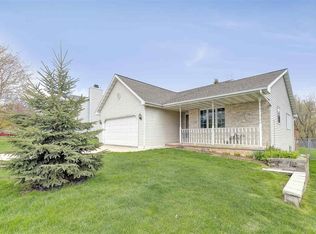 1346 Hillcrest Hts, Green Bay, WI 54313