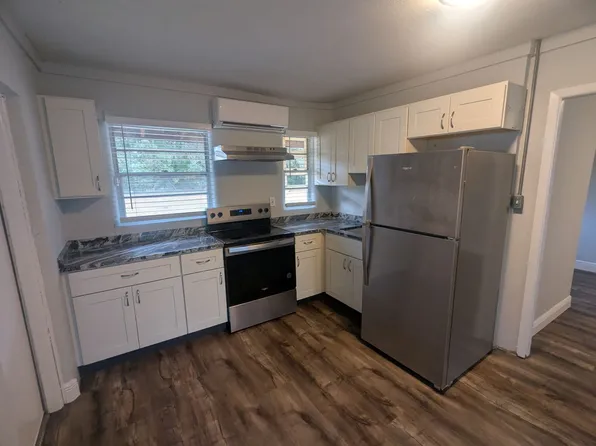 16212 Wallace St, Umatilla, FL 32784