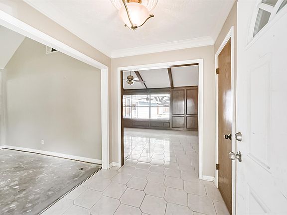 4th image of 16511 Clearcrest Dr