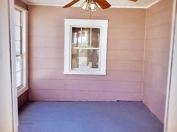 2nd image of 3904 Alma Ave