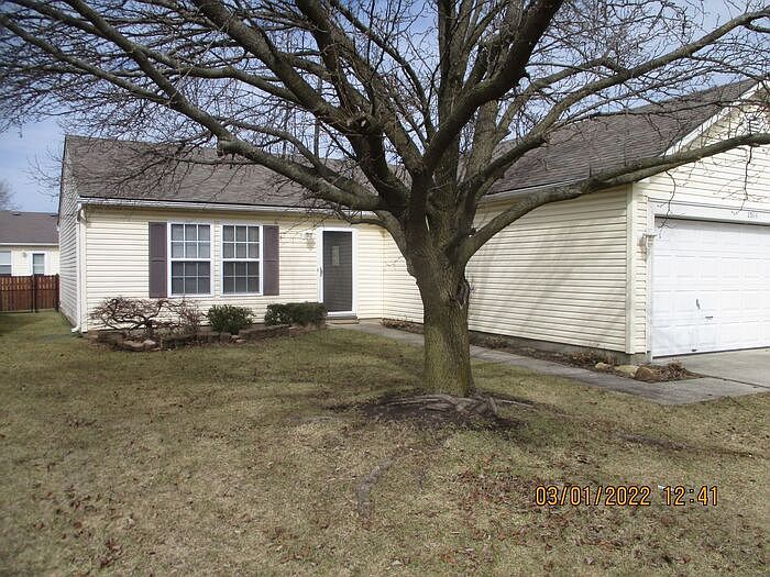 1st image of 2366 Shadowbrook Dr