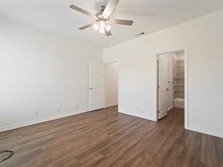 1110 Carlsberg Dr #B — Photo 16