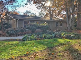2703 Asbury Ter, Greensboro, NC 27408