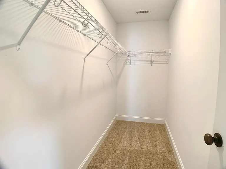 733 Banister Dr — Photo 35