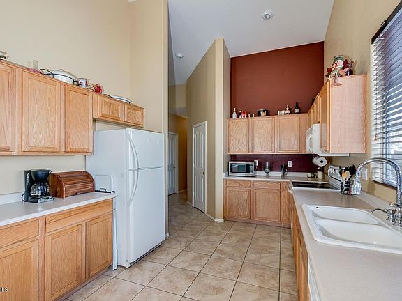 PROPERTY IS UNFURNISHED. 