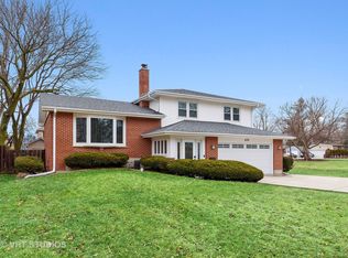 610 W Campbell St, Arlington Heights, IL 60005