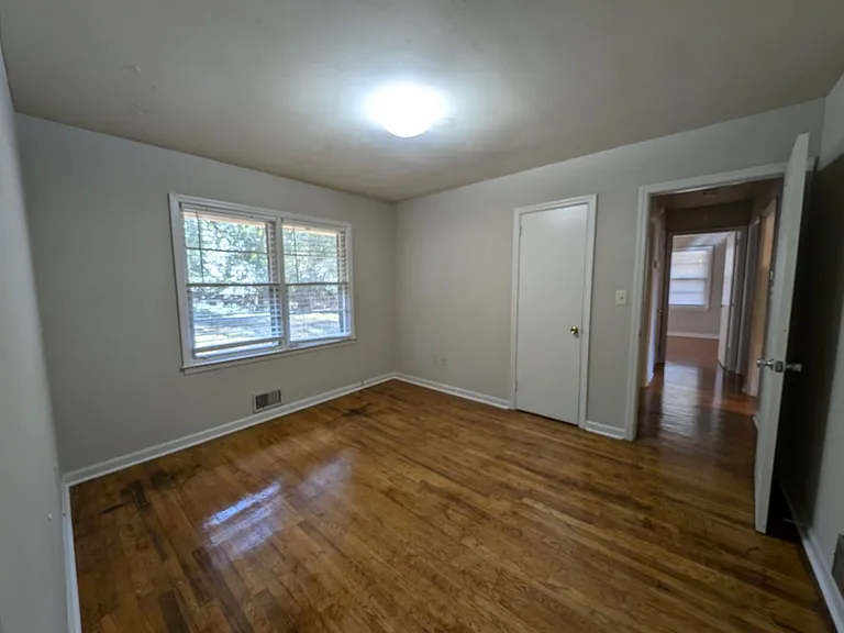 170 Forest Rd — Photo 5