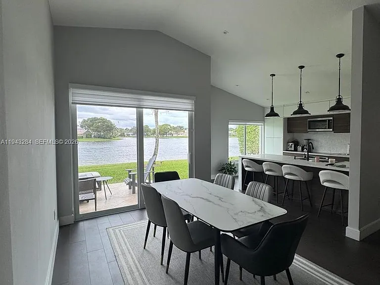 16440 Ruby Lake — Photo 1