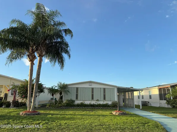 1195 Waterway Dr, Barefoot Bay, FL 32976