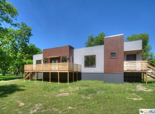 525 E Mather St, New Braunfels, TX 78130